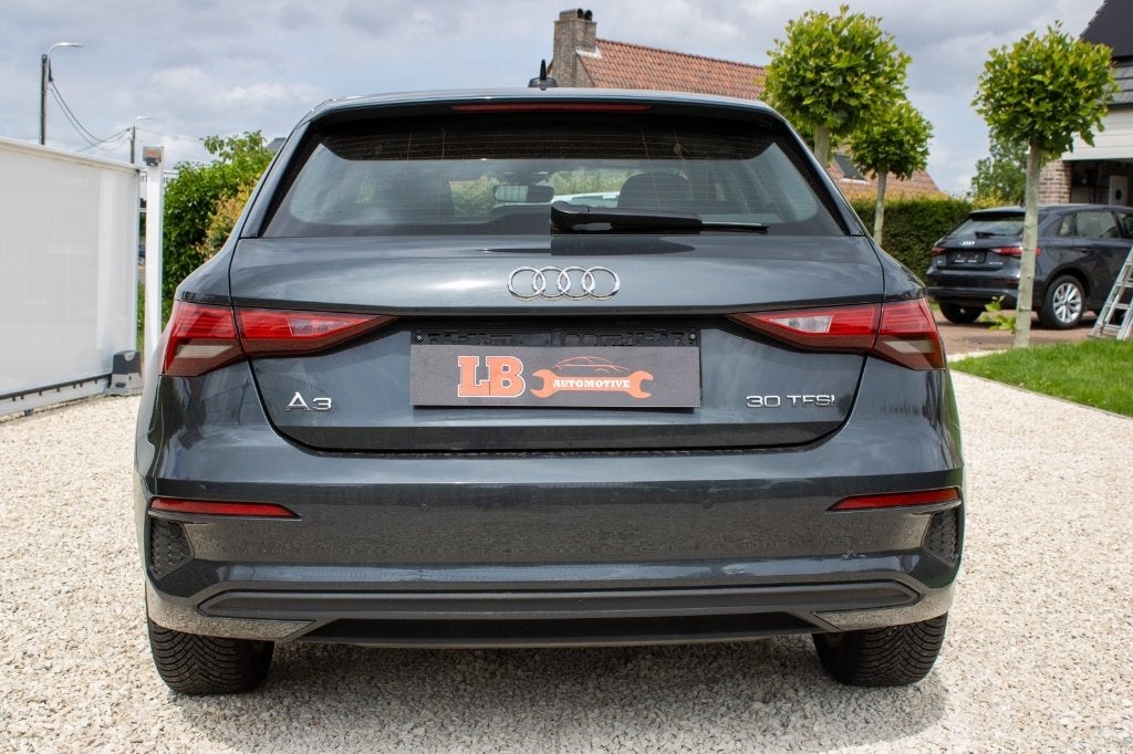 Audi A3 30 TFSI, Auto's, Achterwielaandrijving, Leder, Bedrijf, 5 zetels