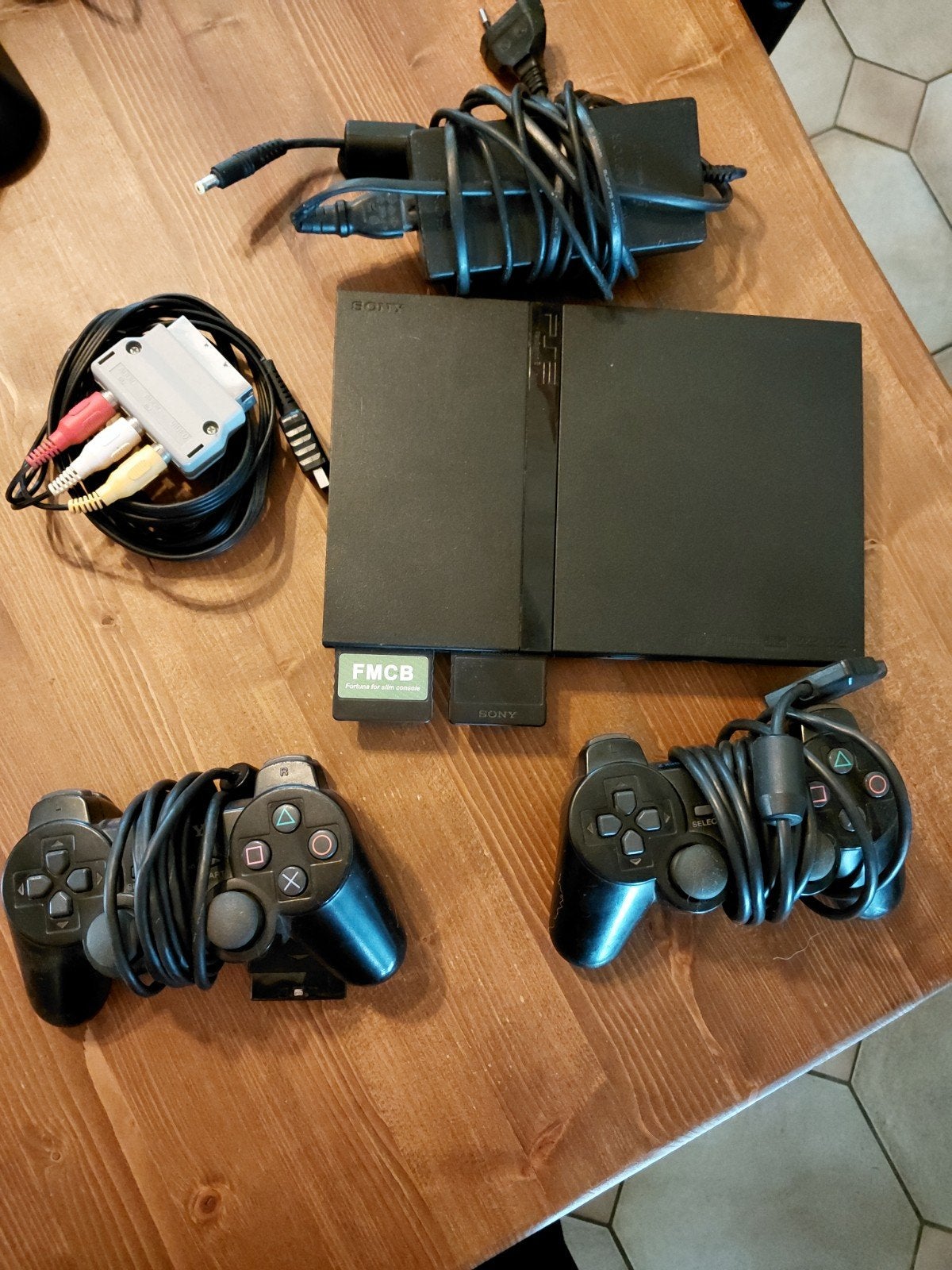 playstation 2 +buzz en buzzers, singstar en micro's en fmcb, Ophalen of Verzenden