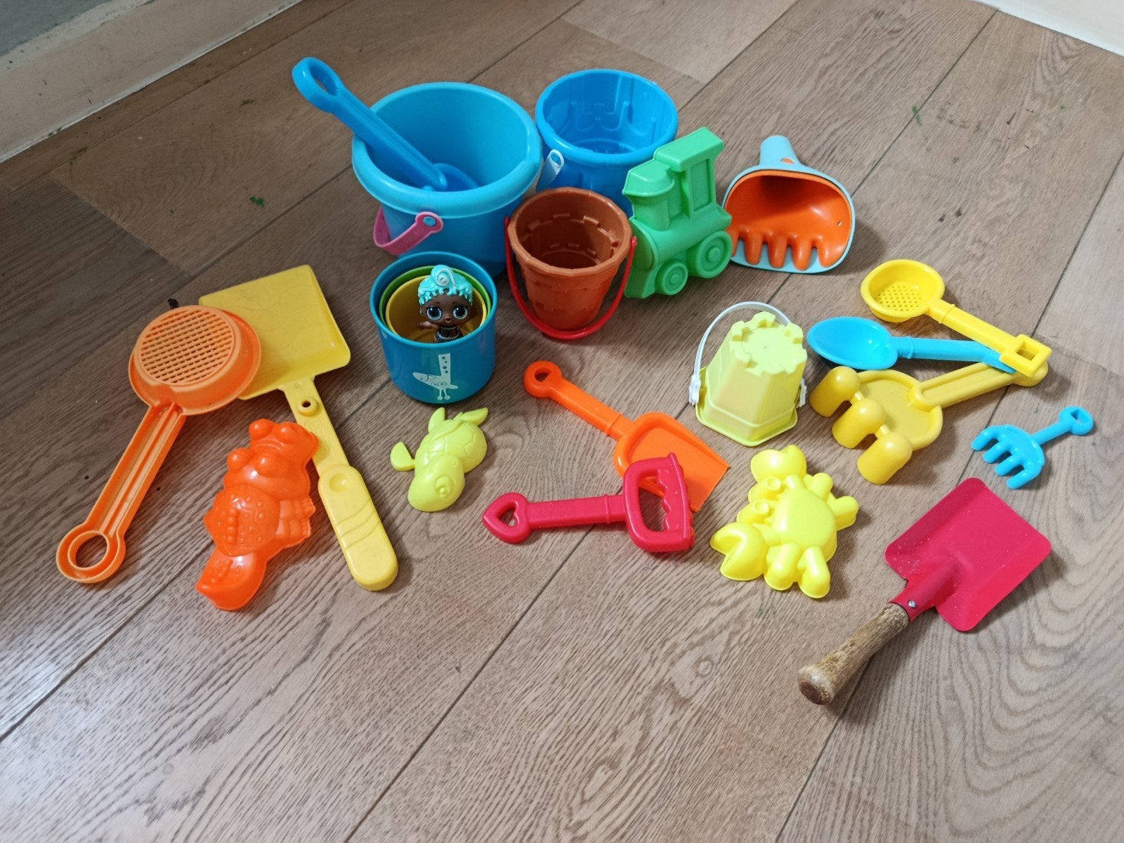 Strandspeelgoed, Ophalen