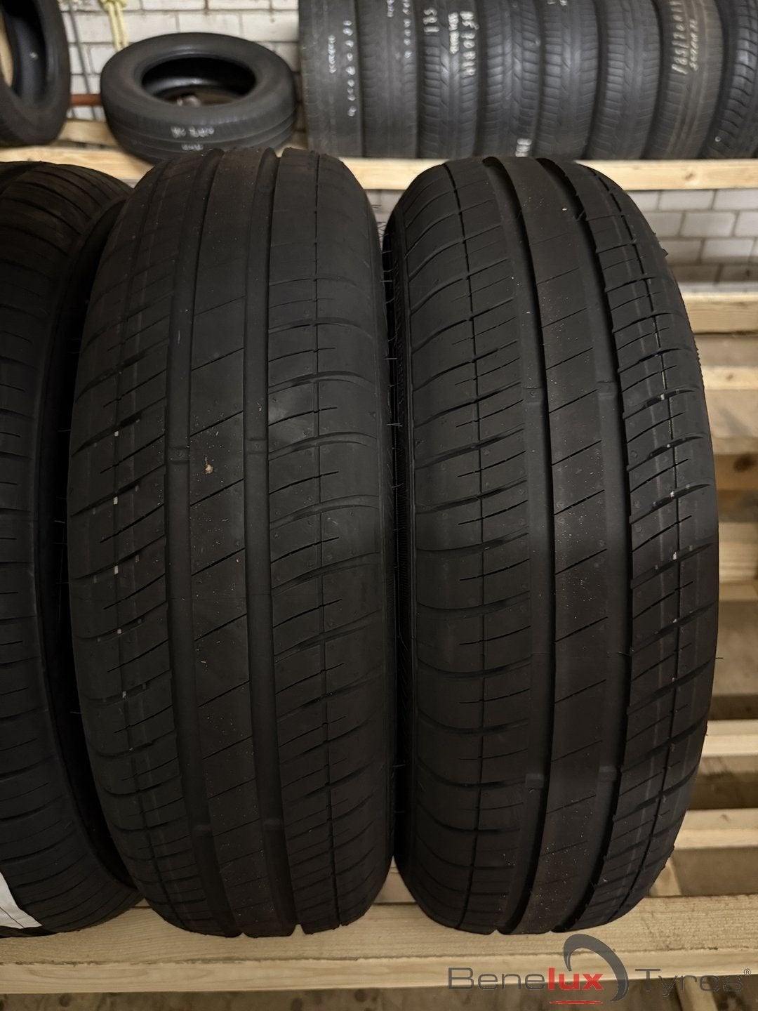 nieuw 165/65R15 Goodyear 165/65 R15 165/65/15 1656515, Auto-onderdelen, 15 inch, -, -, Nieuw