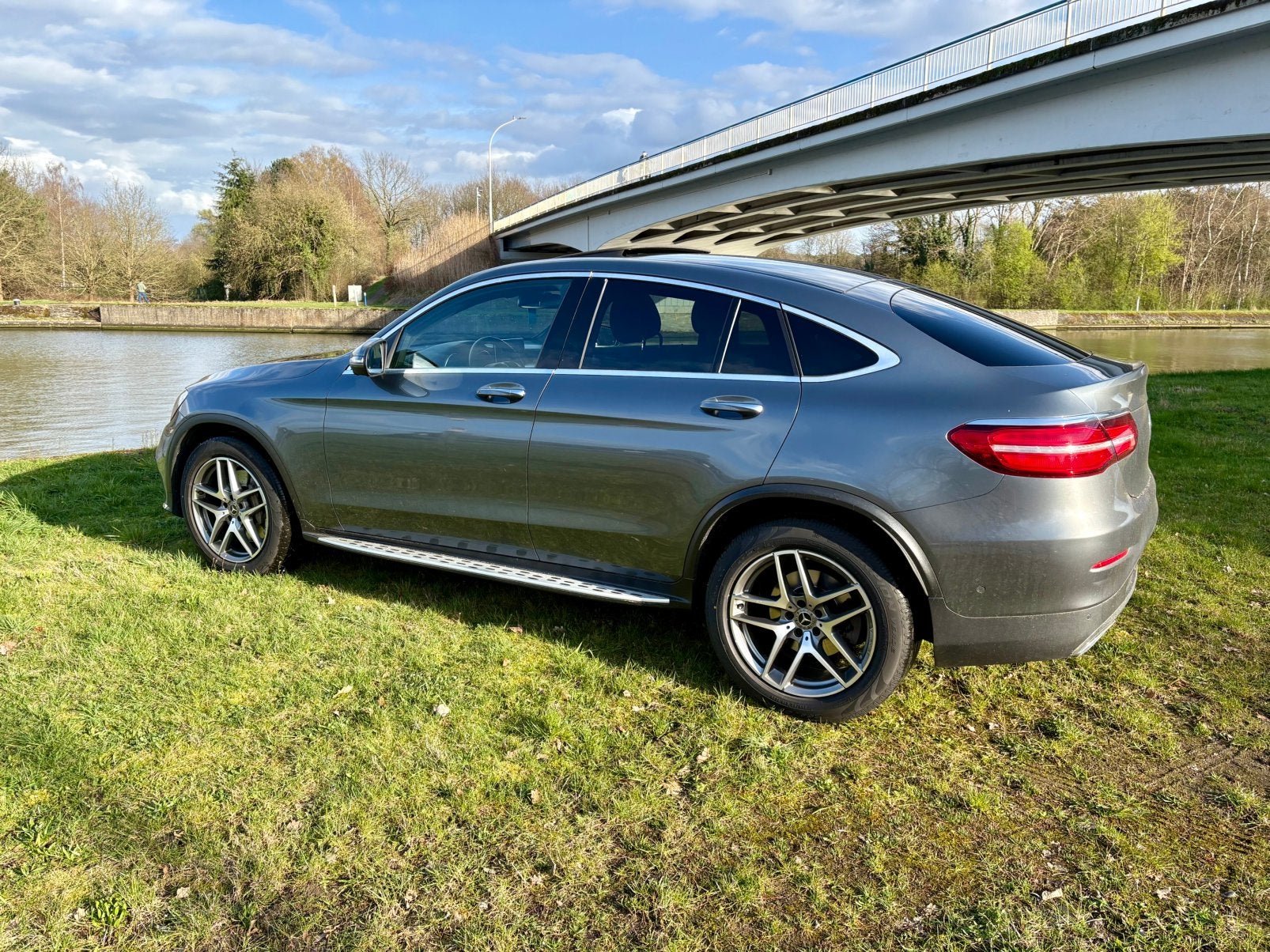 Mercedes GLC 250 coupé 4 MATIC AMG Line 204 pk, Automaat, 4 cilinders, Leder, Diesel