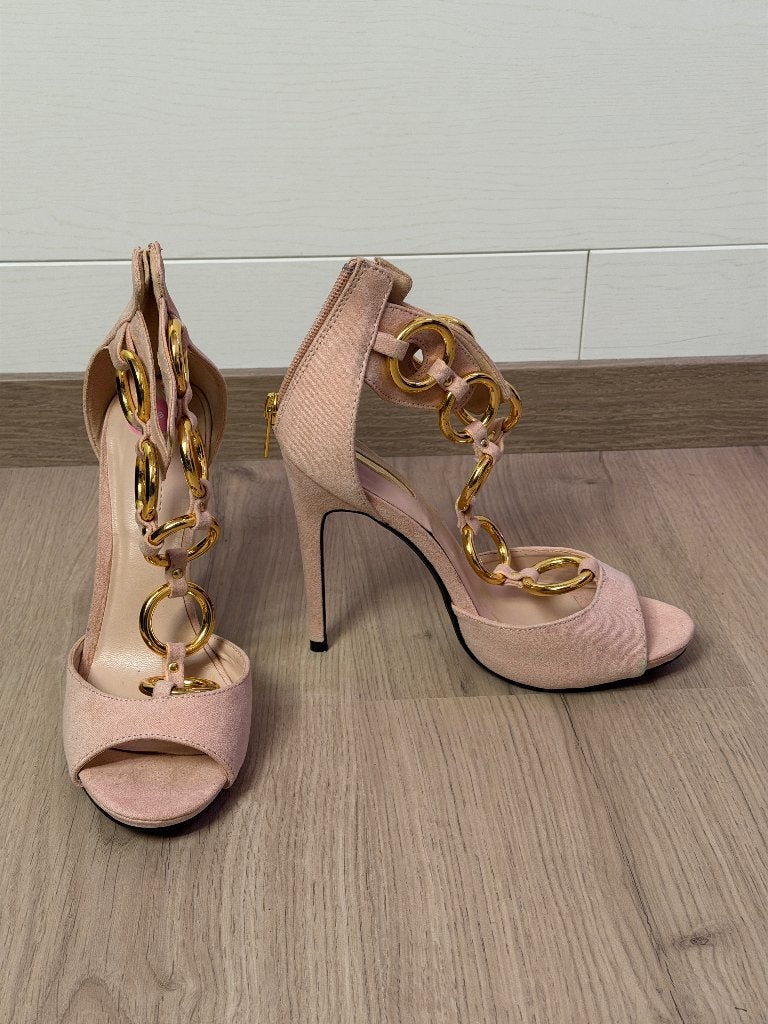 Primadonna sandalen met gouden ringen, Kleding | Dames, Verzenden, Beige, Nieuw, Sandalen of Muiltjes