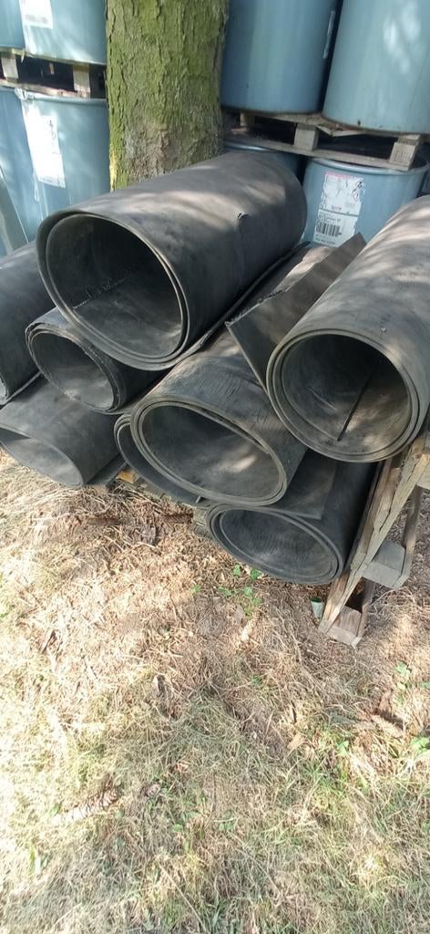 Tapis caoutchouc renforcé, Enlèvement