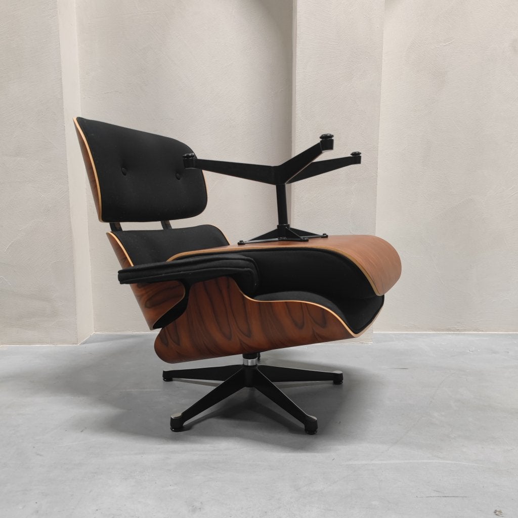 Vitra Eames lounge chair twill incl. ottoman limited edition, Antiek en Kunst, Antiek | Meubels | Stoelen en Sofa's, Ophalen of Verzenden