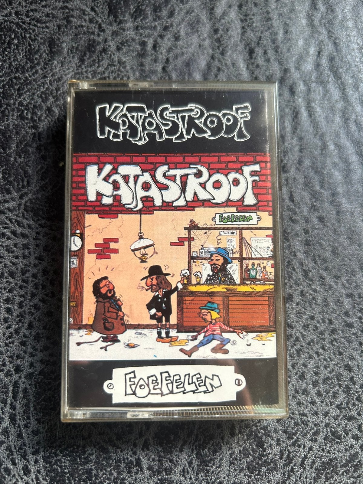 Muziekcassette katastroof  cassettes bijna niet gebruikt, Cd's en Dvd's, Ophalen, Zo goed als nieuw, 1 bandje, Origineel