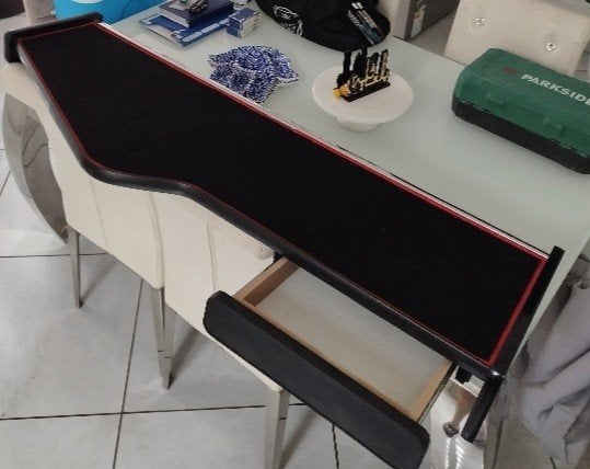 Table pour tableau de bord camion scania