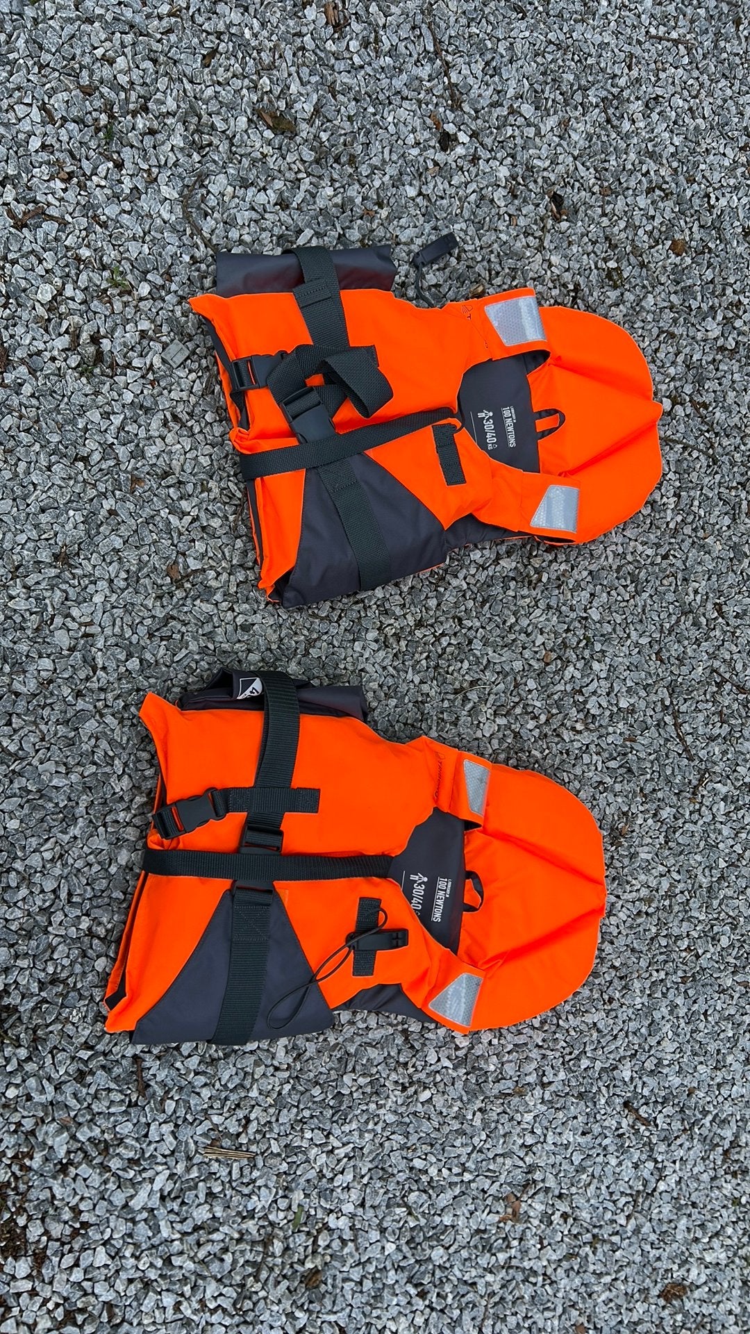 2 kinder zwemvesten, Watersport en Boten, Watersportkleding, Ophalen, Nieuw, Reddingsvest of Zwemvest