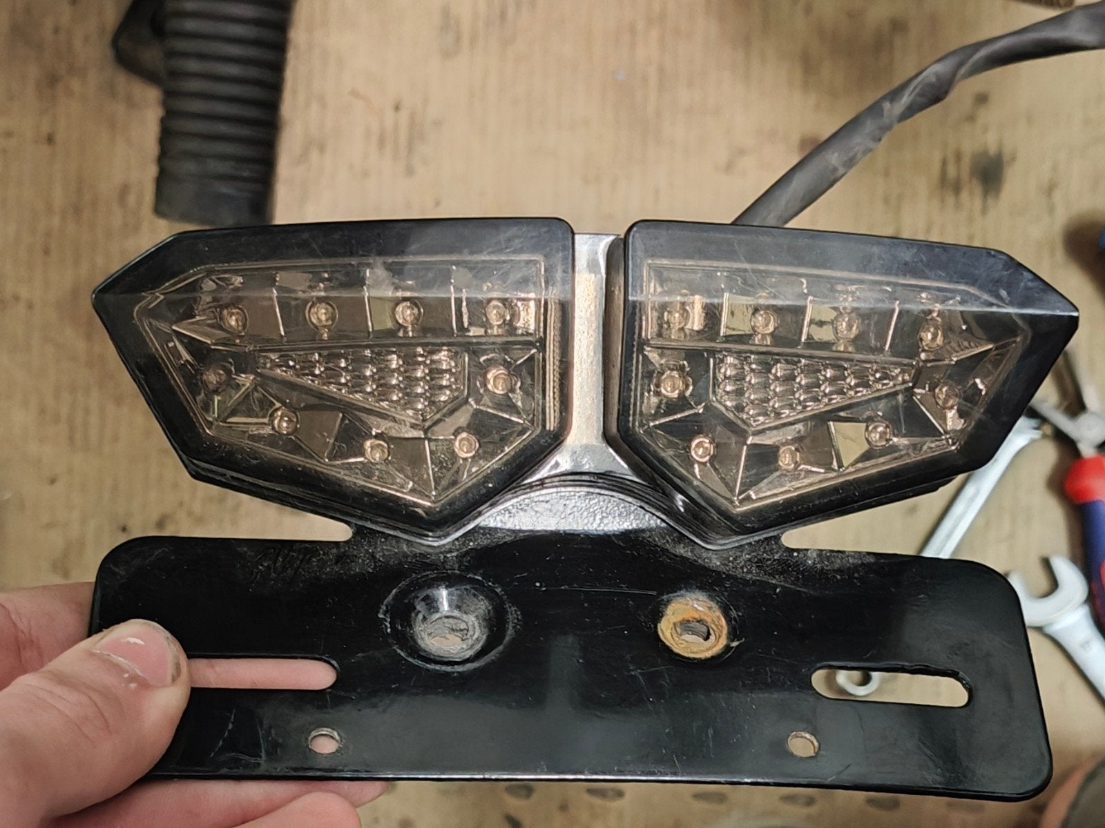 DAX custom achterlicht met ingebouwde pinkers, Fietsen en Brommers, Brommeronderdelen | Algemeen, Ophalen of Verzenden