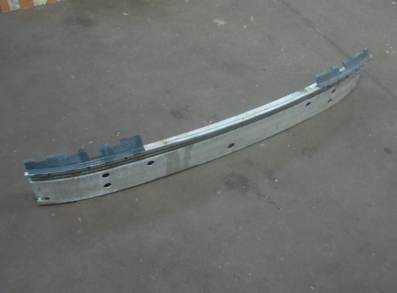 RENFORT PARE CHOC AVANT (TRAVERSE) Volvo 960 I Estate, Autos : Pièces & Accessoires, Info@VerberkAutodemontage.nl, Nijverheidstraat 1a 1a
5405 AJ  UDEN, NL