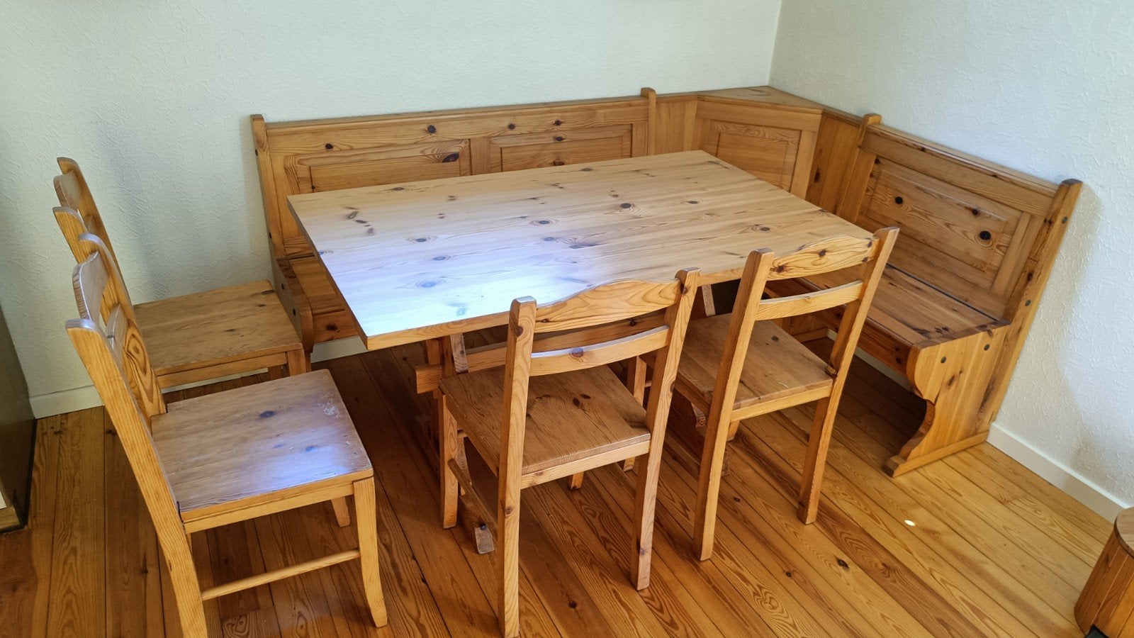 keuken tafel met stoelen en hoek banken, Huis en Inrichting, Ophalen