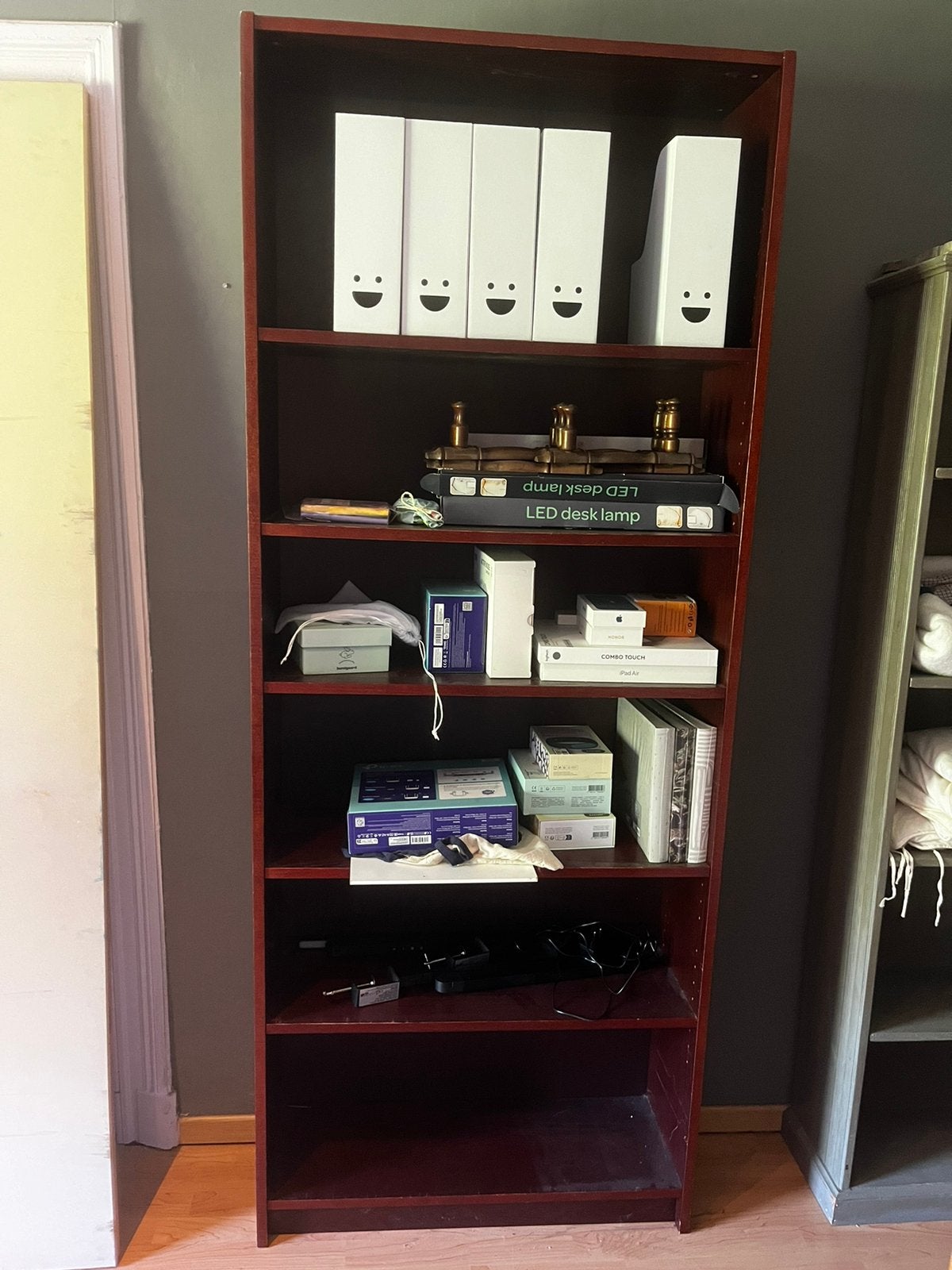 Bibliothèque, Enlèvement, Comme neuf