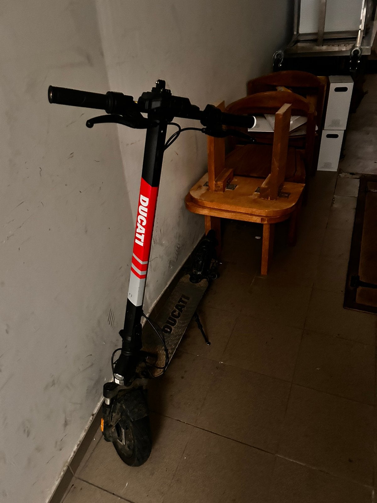 Electrische step ducati, Vélos & Vélomoteurs, Enlèvement, Comme neuf, Step électrique (E-scooter)