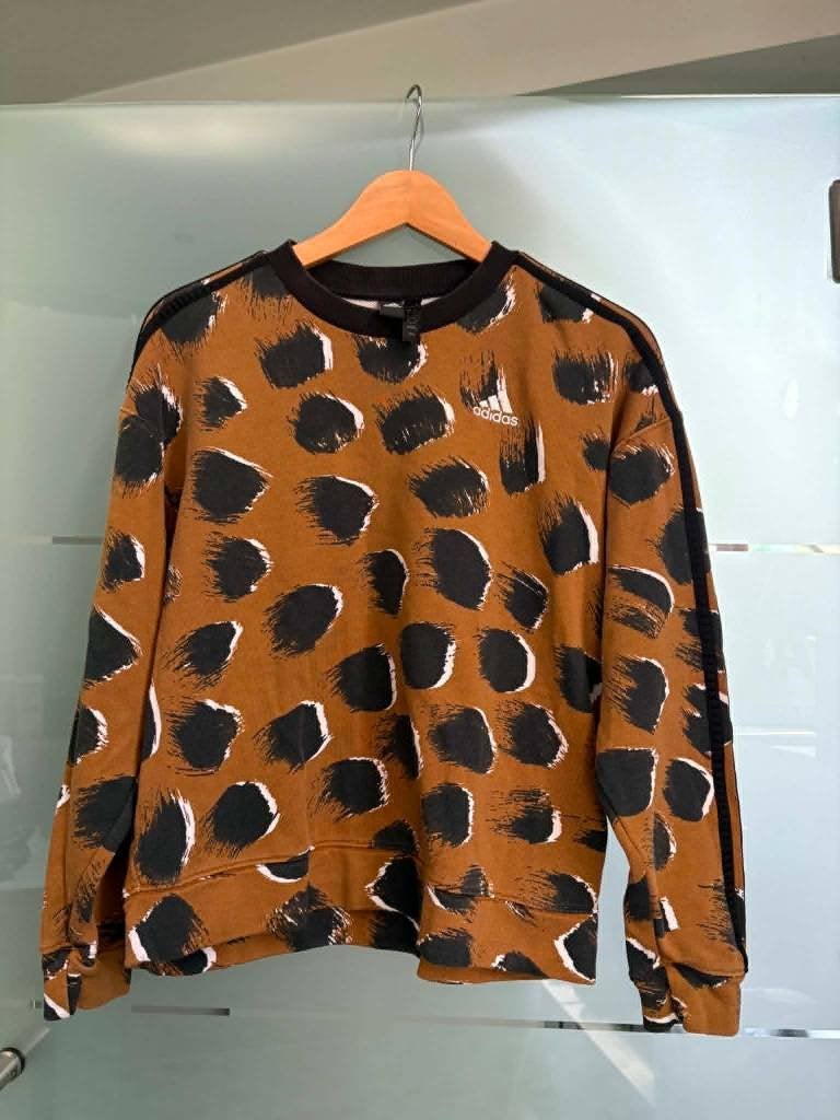 Adidas Essentials 3-Stripes Animal Print Sweatshirt (Maat S), Kleding | Dames, Truien en Vesten, Adidas, Beige, Ophalen of Verzenden