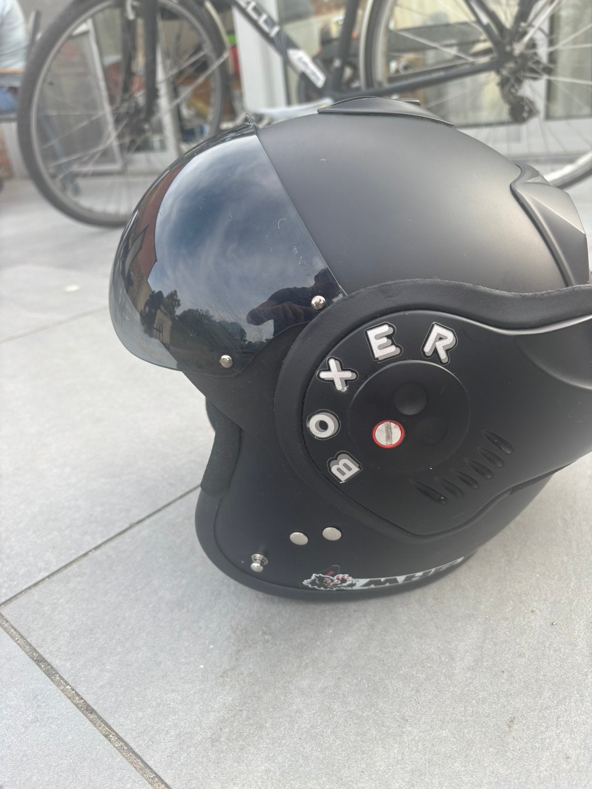 Boxer v8 + cardo maat M, Ophalen, Zo goed als nieuw