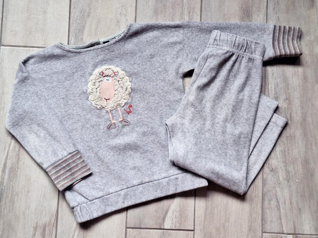 ✿ M98 - Woody pyjama velours thema schaap, Enlèvement ou Envoi, Vêtements de nuit ou Sous-vêtements, Utilisé, Fille
