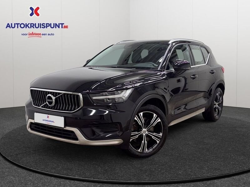 Volvo XC40 B4 Inscripiton AWD Geartronic, Auto's, 197 pk, 145 kW, Gebruikt, Zwart