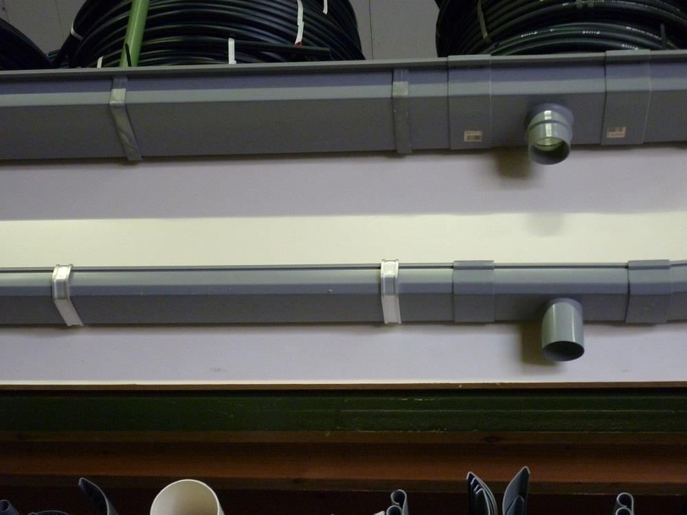 006. Pvc dakgoot / goten, Doe-het-zelf en Bouw, Overige Doe-Het-Zelf en Bouw, Nieuw, Ophalen