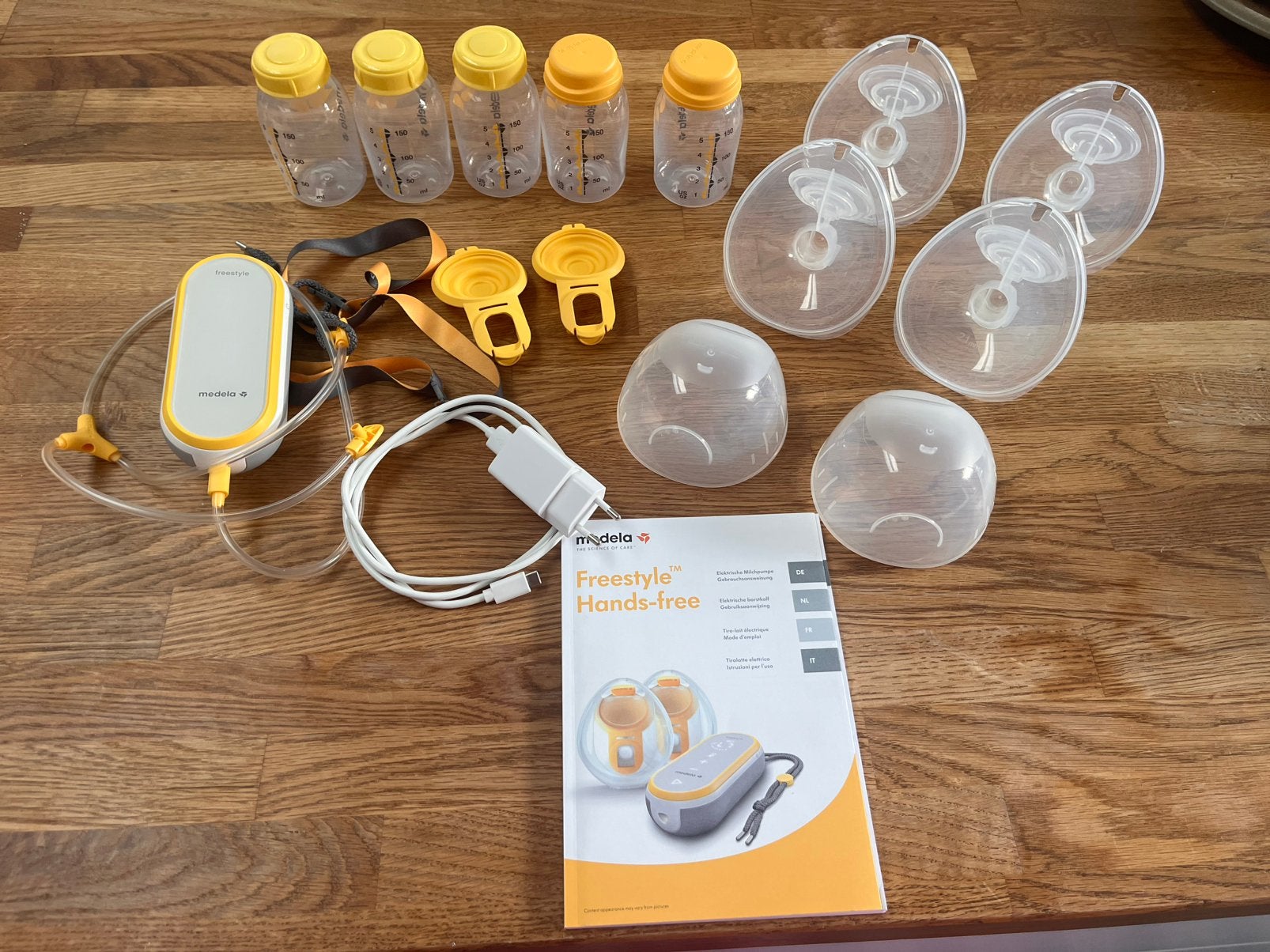 Medela Freestyle Hands-free borstkolf, Kinderen en Baby's, Ophalen, Zo goed als nieuw, Borstkolf