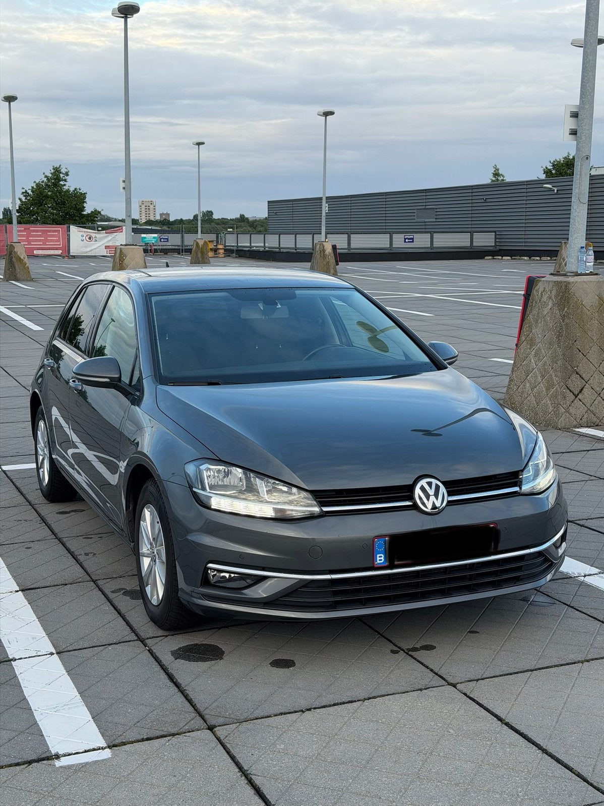 Volkswagen Golf 7 Facelift, Autos, Volkswagen, Golf, Essence, Euro 6, 5 portes, Boîte manuelle, Argent ou Gris, Noir, Tissu, Traction avant