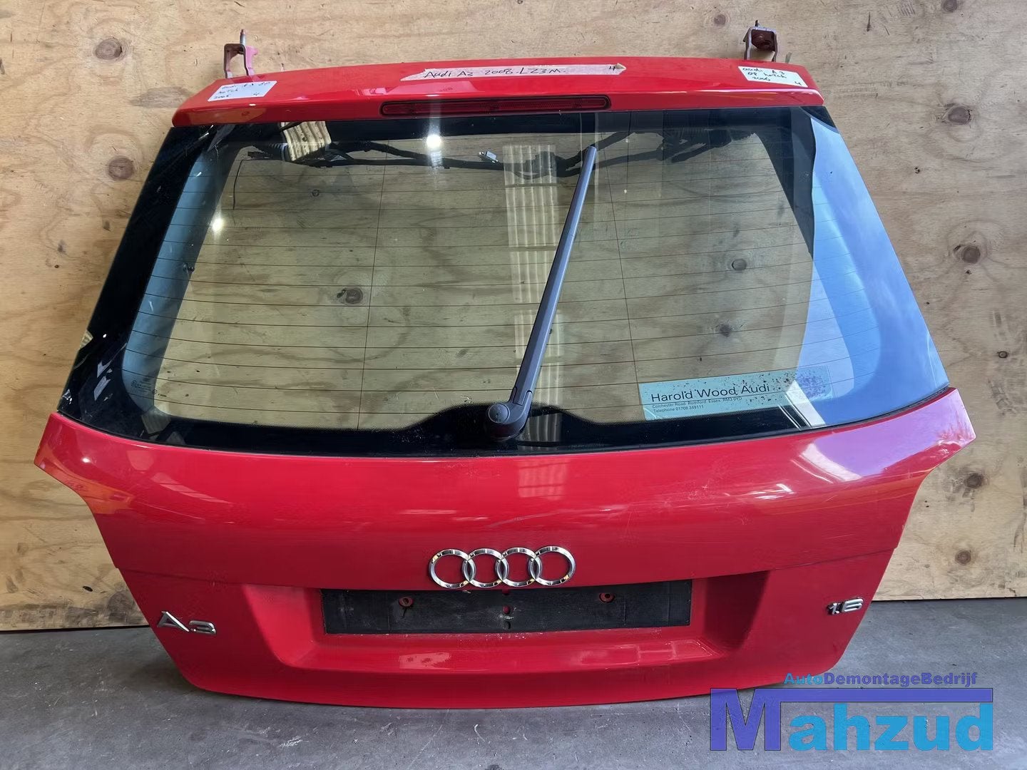 AUDI A3 8P HATCHBACK ROOD LZ3M Achterklep 2004-2011, Arrière, AUDI AG, Auto-Union-Strasse 1
85045  Ingolstadt, DE, Audi
