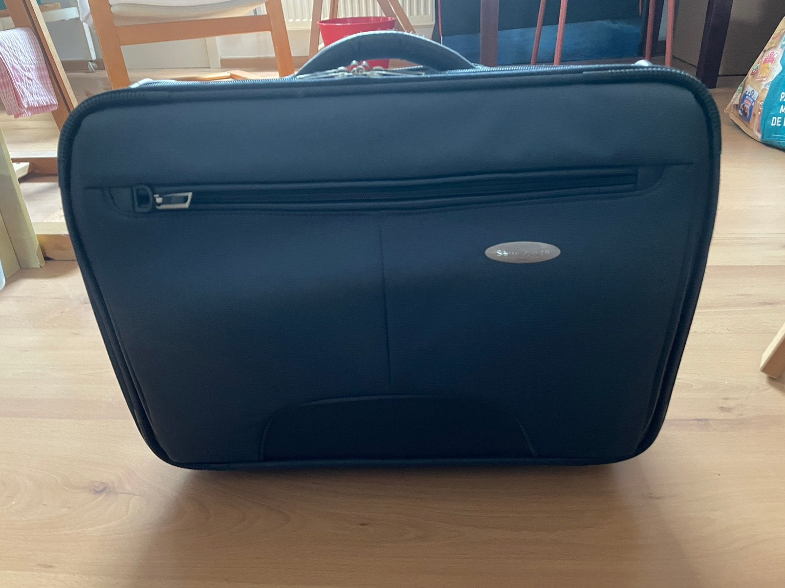Samsonite pour courts séjours, Enlèvement, Utilisé, Roulettes