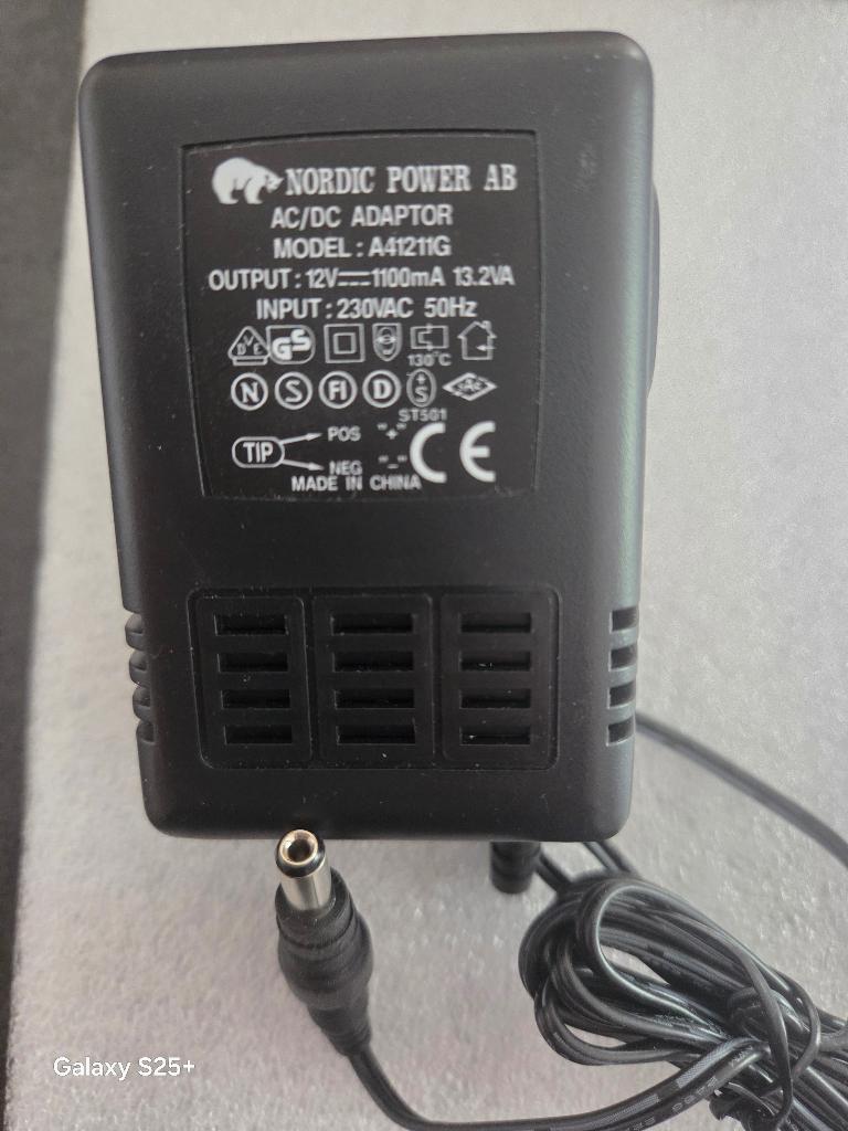 12V 1100mA voeding - Nieuw, Audio, Tv en Foto, Opladers, Ophalen, Nieuw