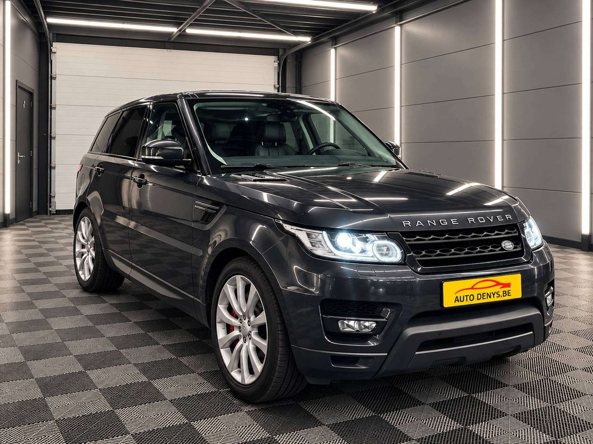 Land Rover Range Rover Sport 3.0d bj2015 195501km eur5 225kw, Automaat, Gebruikt, 224 kW, Zwart