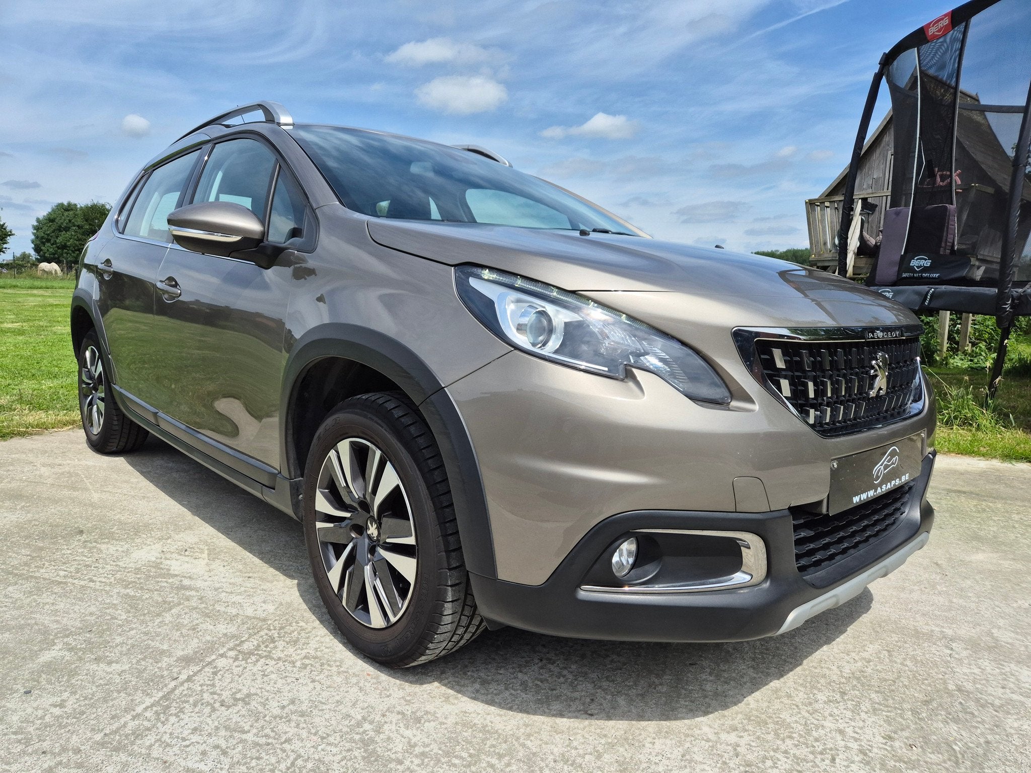 Peugeot 2008 *46.000KM!*81KW/110PK*CARPLAY*GARANTIE*, Auto's, Peugeot, Voorwielaandrijving, Gebruikt, Zwart, 1199 cc
