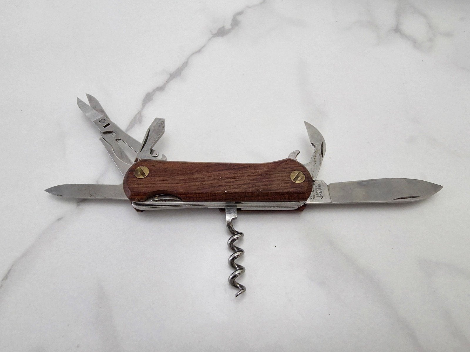 Couteau suisse vintage Wenger Delémont – Manche en bois mass, Enlèvement ou Envoi