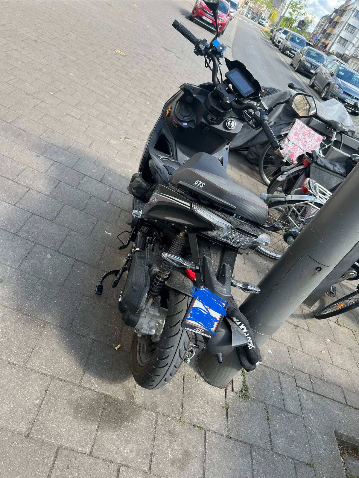 GTS Sportivo 50cc - carbon black/red, Motoren, Particulier