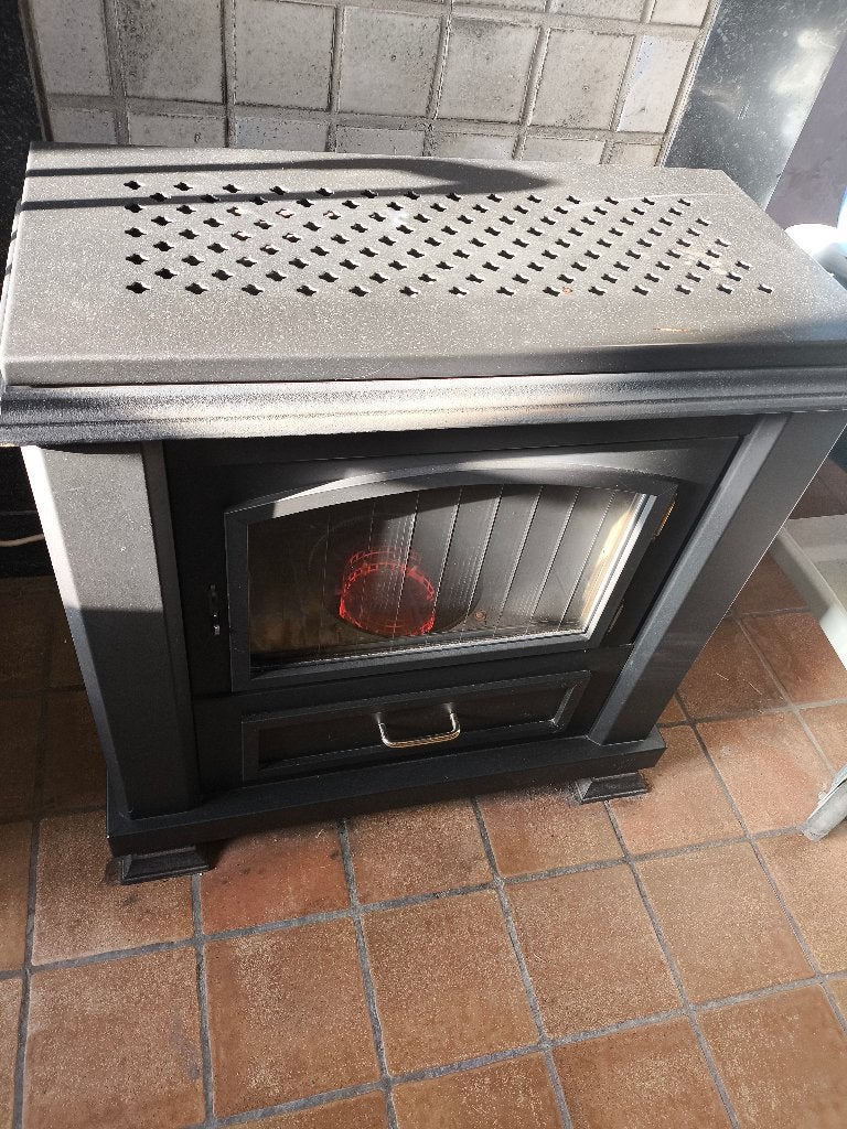 Poêle à mazout, Bricolage & Construction, 500 à 800 watts, Enlèvement, Utilisé, Poêle