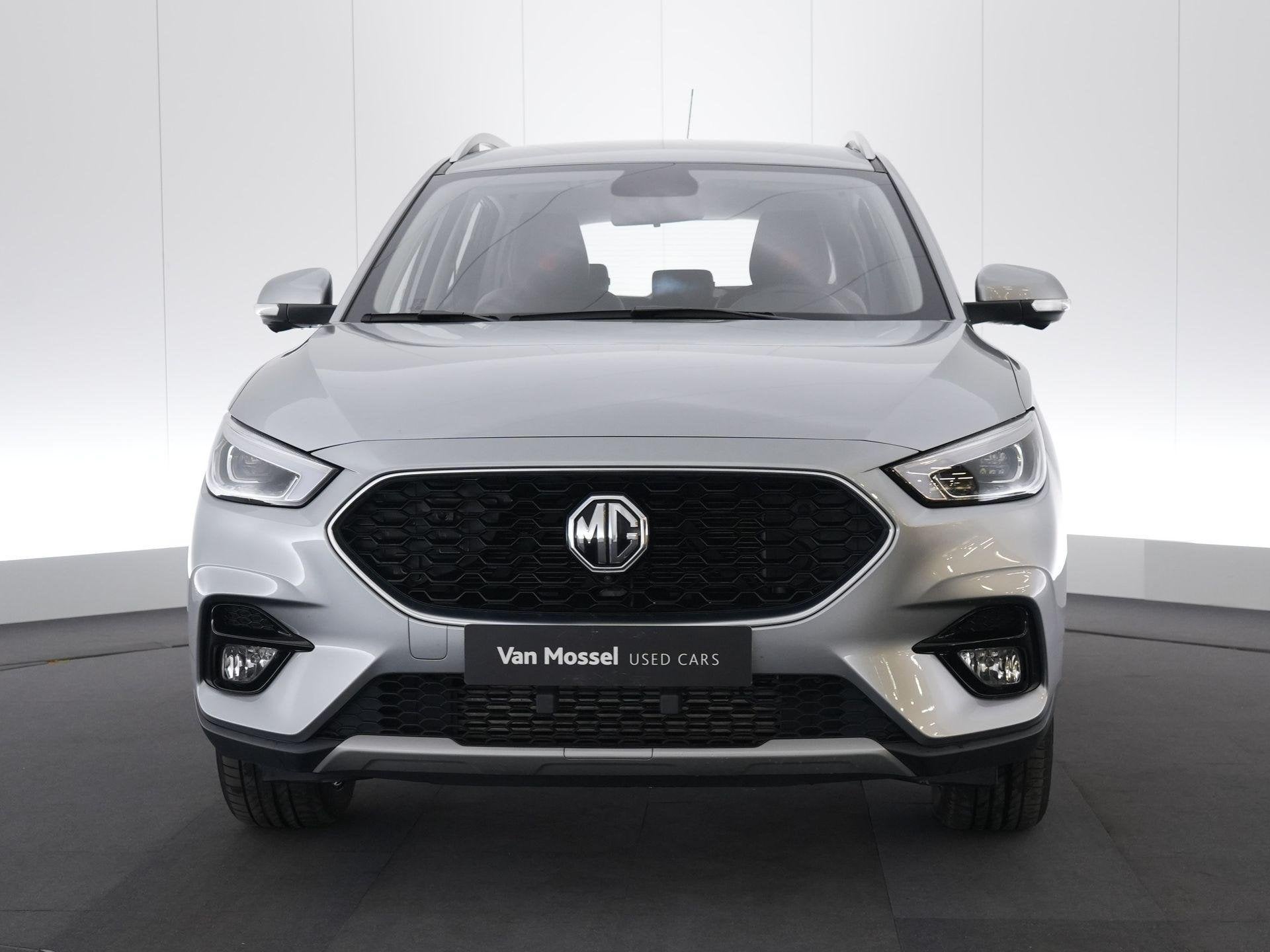 MG ZS ice Luxury (automatique), Autos, Argent ou Gris, Achat, 82 kW, Entreprise