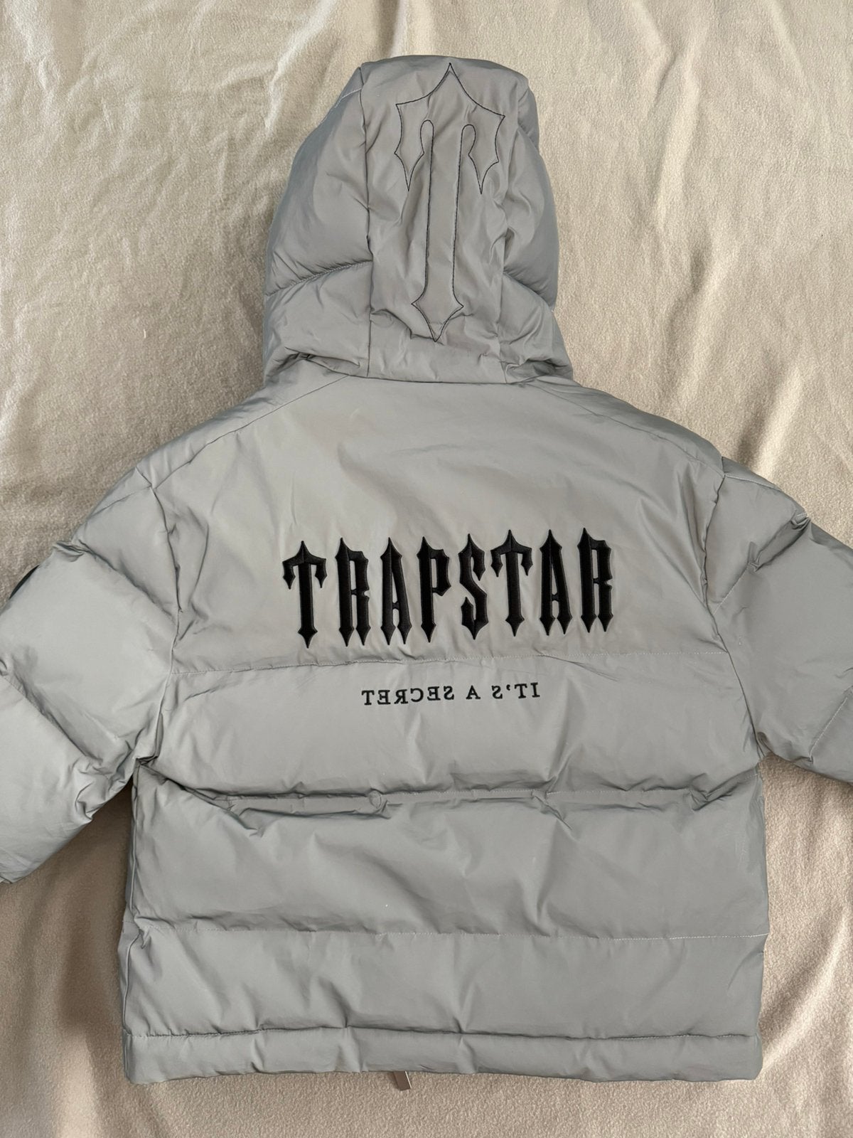 Trapstar doudoune, Vêtements | Hommes, Enlèvement, Comme neuf