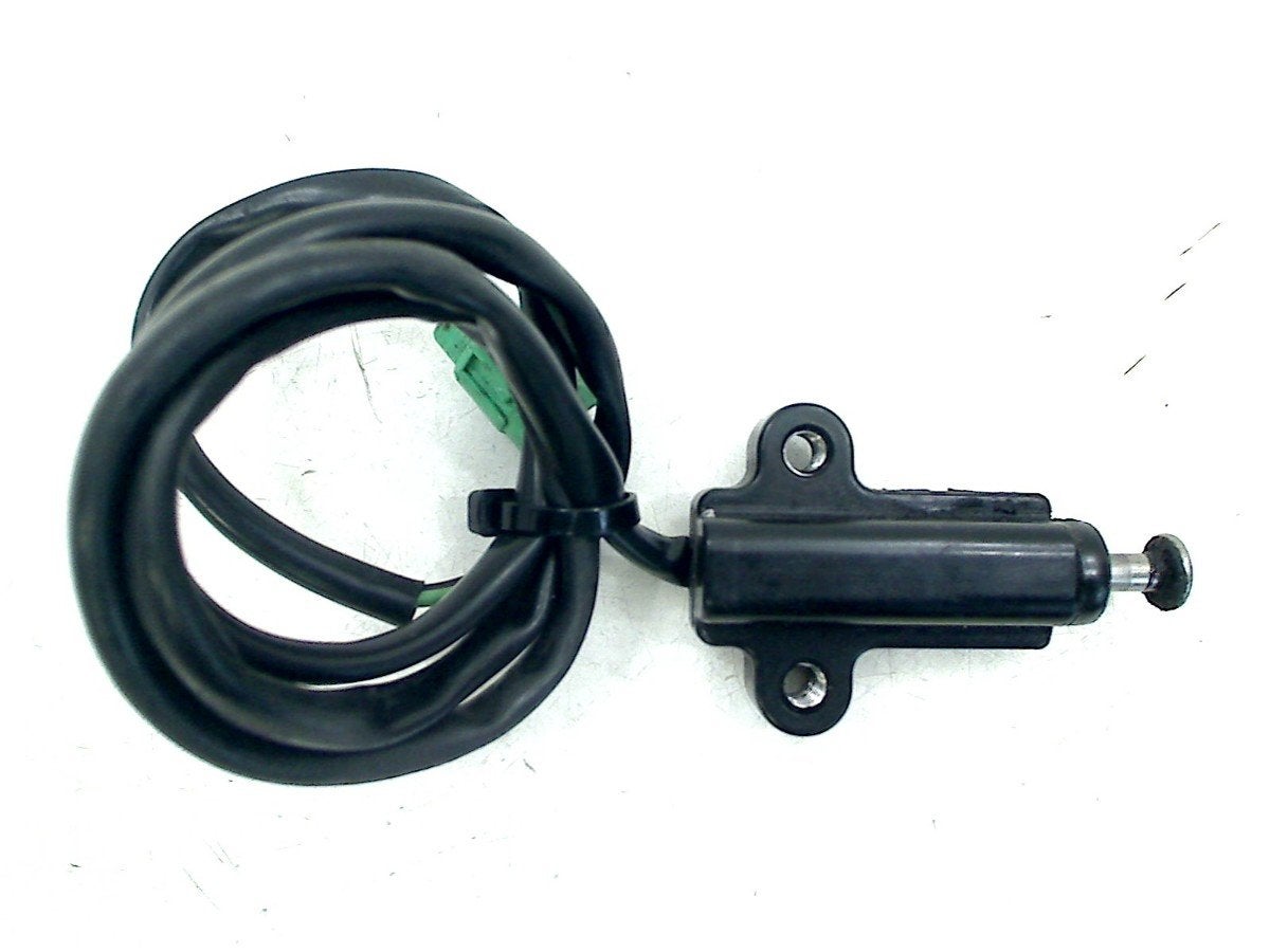 ZIJSTANDAARD SCHAKELAAR Suzuki (37840-16g00), Dhr. S. di Majo, Gebruikt, Info@cama-motorparts.nl, P.J. Troelstraweg 8 8
3144 CX  MAASSLUIS, NL