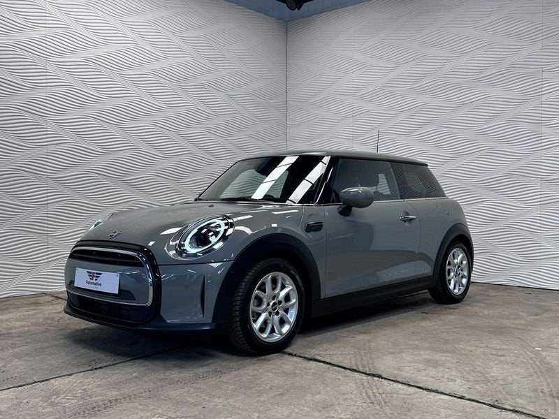 Mini Cooper 1.5i*AUT*CARPLAY*CAMERA*LED*DAB*FACELIFT*, Auto's, 4 zetels, Stof, Gebruikt, Zetelverwarming
