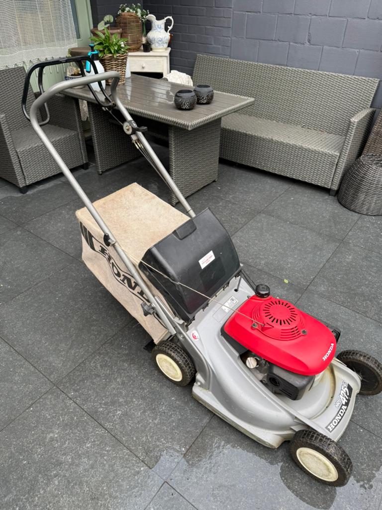 Honda Grasmaaier, Tuin en Terras, Grasmaaiers, Ophalen, Gebruikt, 40 t/m 49 cm, Benzine-grasmaaier