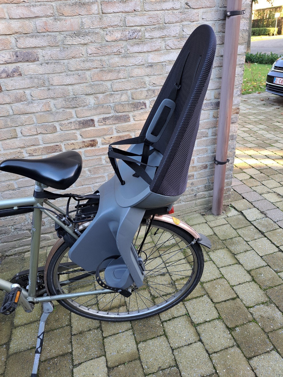 fietsstoeltje in zeer goede staat, Achterzitje, Voetsteuntjes, Zo goed als nieuw, Ophalen