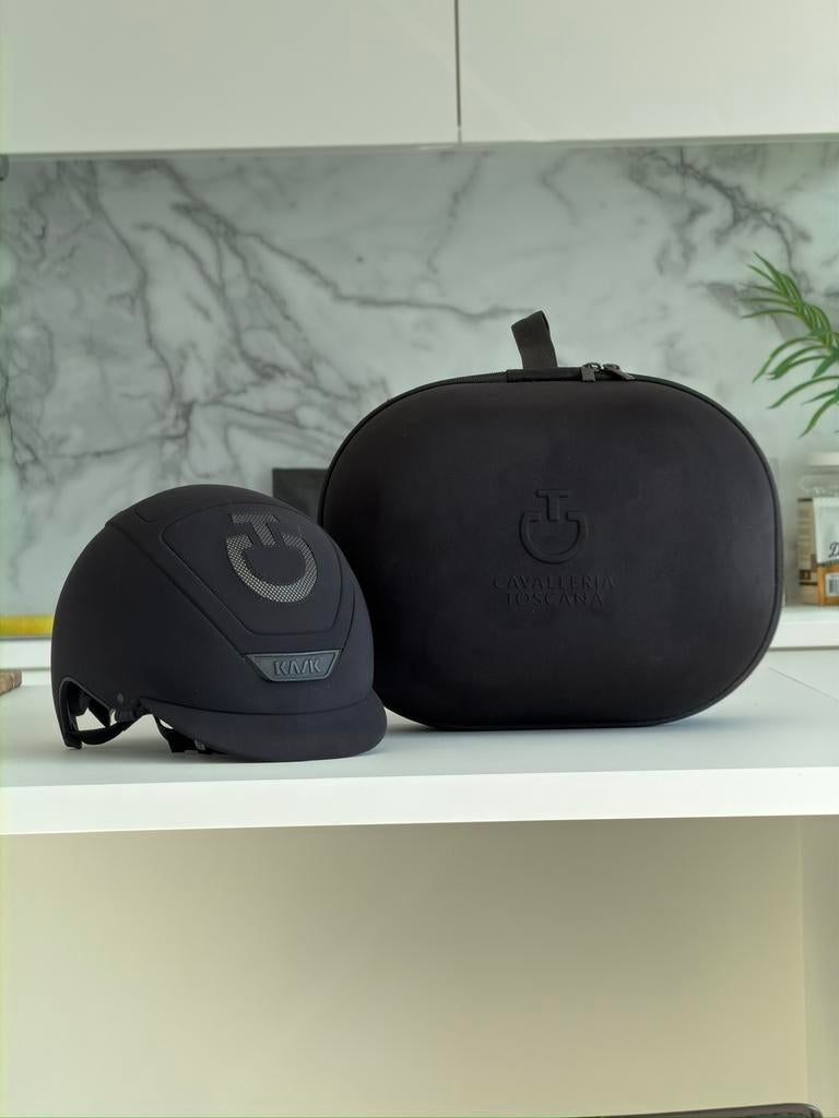 Cavalleria Toscana x Kask tok/helmet, Dieren en Toebehoren, Verzenden, Zo goed als nieuw, Cap