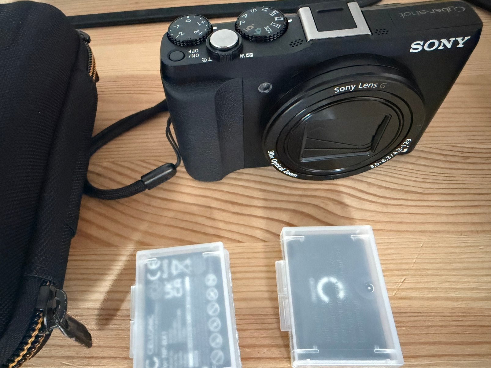 Sony Cyber-shot HX60, TV, Hi-fi & Vidéo, Enlèvement, Comme neuf, Sacoche d'appareil photo, Sony