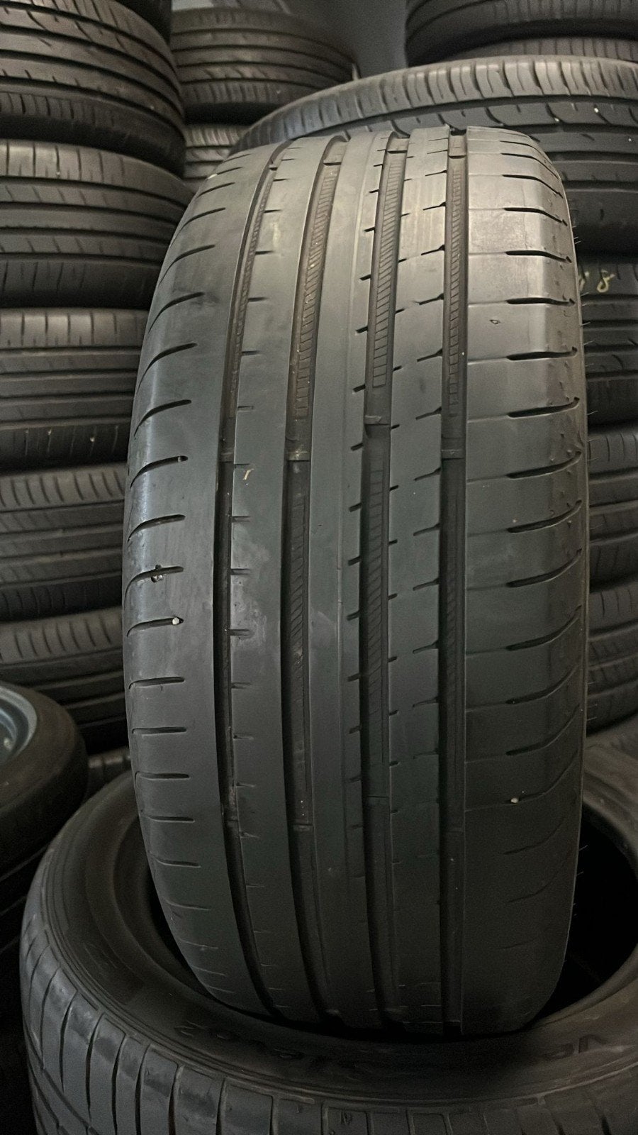 24545r18 245 45 r18 245/45/18 goodyear avec montage, Enlèvement ou Envoi