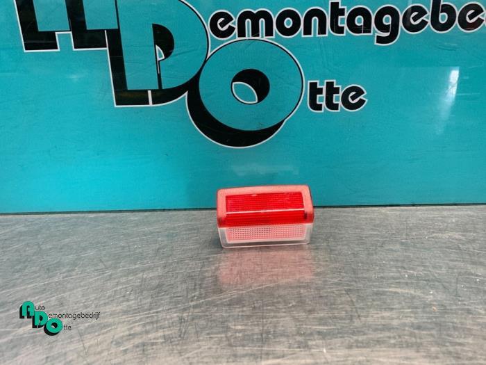 Eclairage d'embarquement d'un Mercedes C-Klasse (C-Klasse 14, Neuf, 3 mois de garantie, -, -