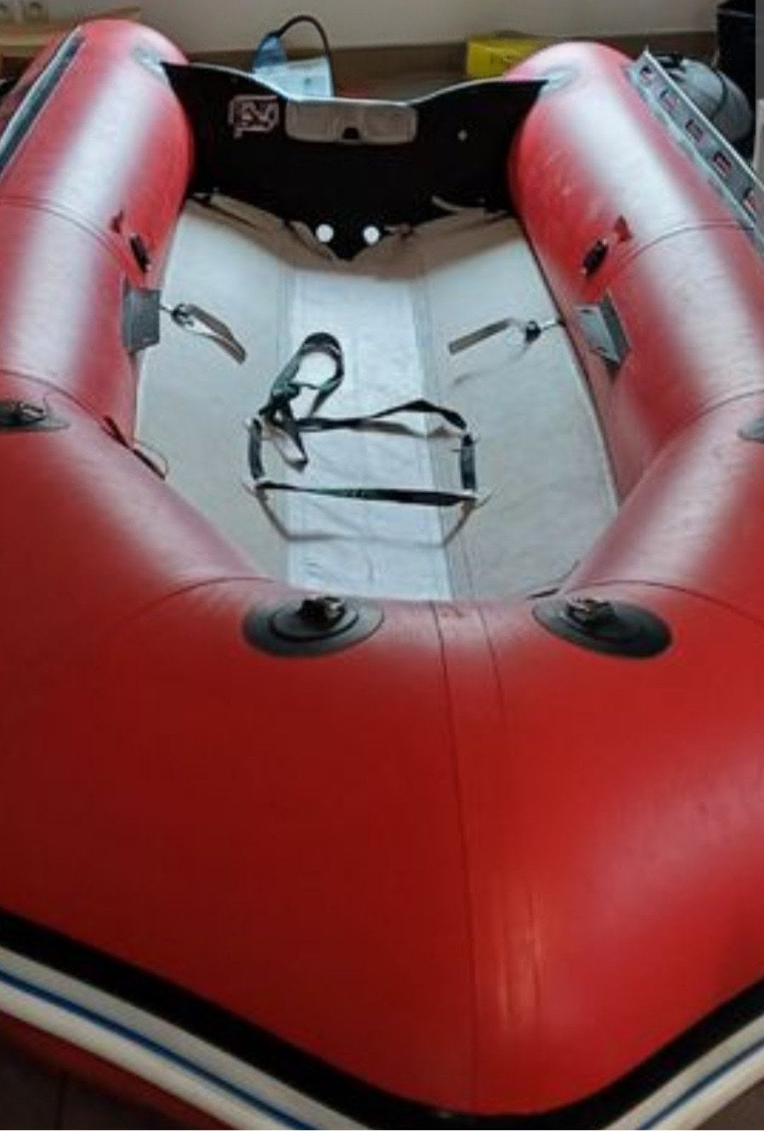 rubberboot bombard. 420 nog nieuw met  buitenboordmotor 30pk, Watersport en Boten, Rubberboten, Ophalen, Buitenboordmotor, Bombard