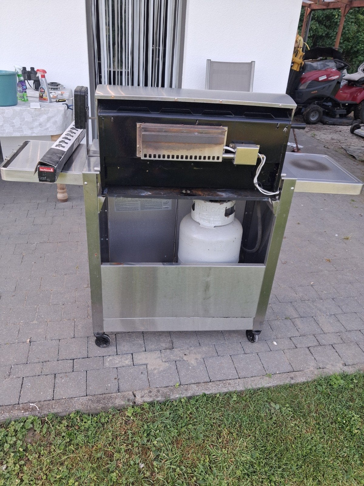 bq barbecook, Enlèvement