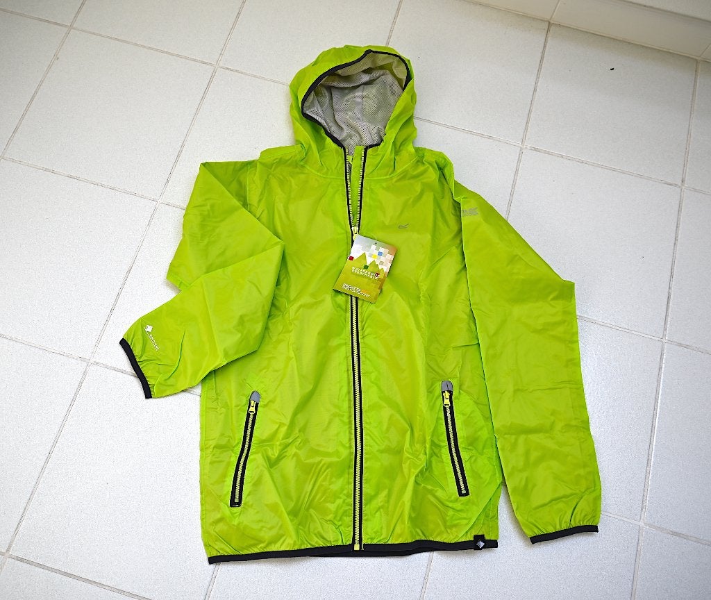 Imperméable pliable REGATTA 14-15 ans NOUVEAU, Enfants & Bébés, Vêtements enfant | Taille 170, Neuf, Garçon ou Fille, Regatta