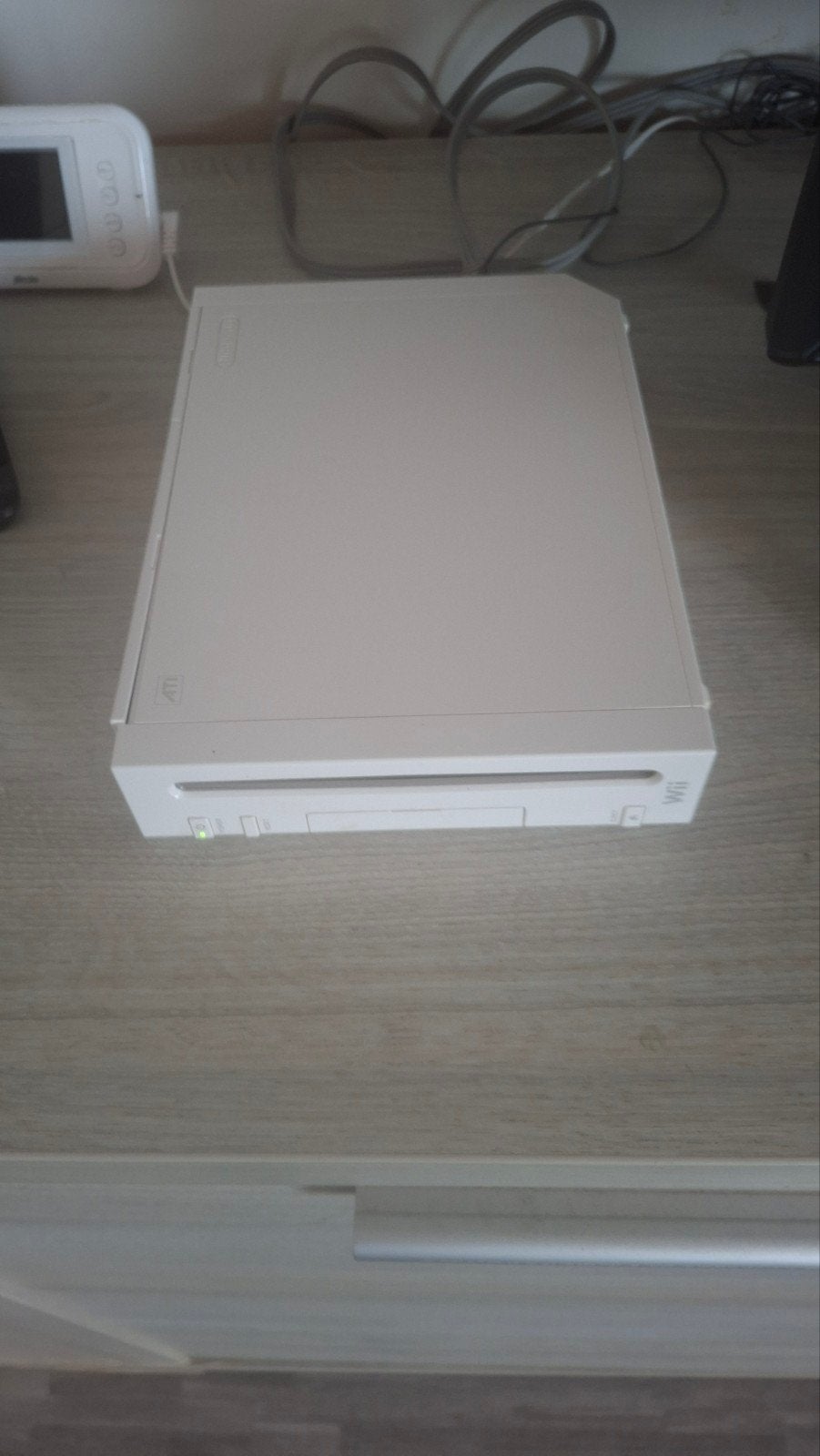 Wii avec 1 manette et 4 jeux, Consoles de jeu & Jeux vidéo, Enlèvement ou Envoi, Comme neuf, Avec 1 manette, Avec jeux