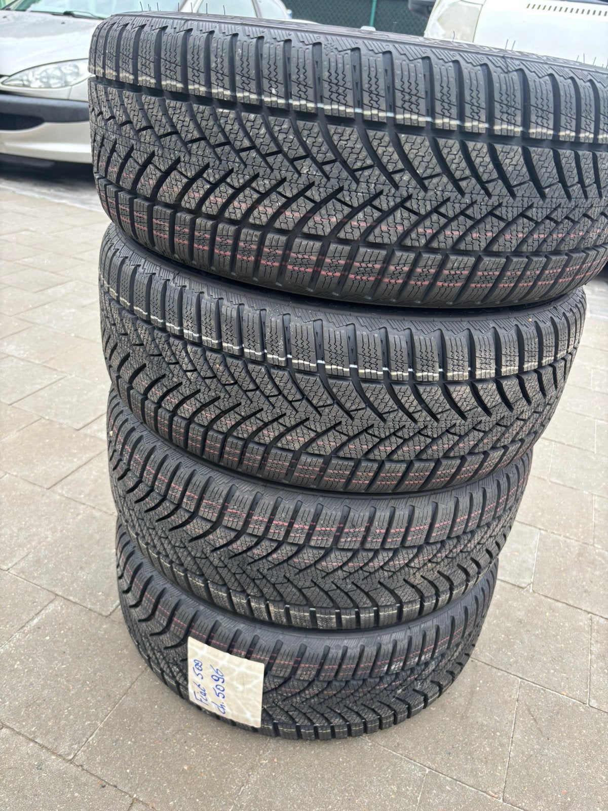 Fiat 500 Sprinter nieuw banden met nieuw ALUMINIUM VELGEN, Auto-onderdelen, Ophalen, 16 inch, Winterbanden, Band(en)