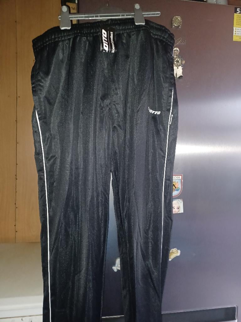 2 pantalon lotto, Sport en Fitness, Voetbal, Maat XL, Ophalen, Nieuw, Broek
