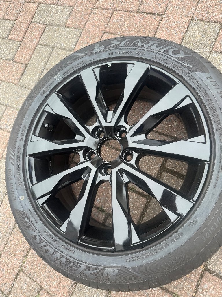 Volvo rodinia velgen, Ophalen, Gebruikt, Banden en Velgen, 17 inch