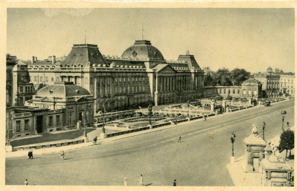 5 cartes postales de Bruxelles, Envoi