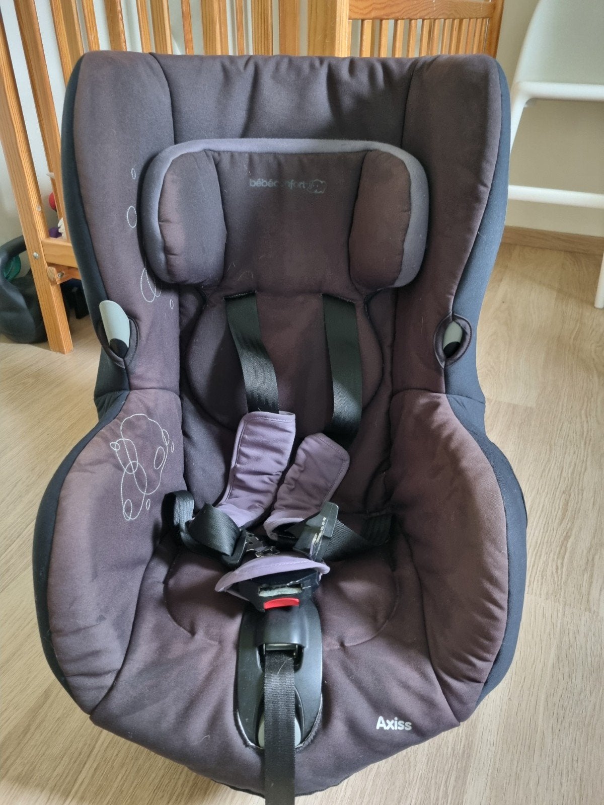 Siège auto pivotant Bébé Comfort + siège auto, Enfants & Bébés, Enlèvement